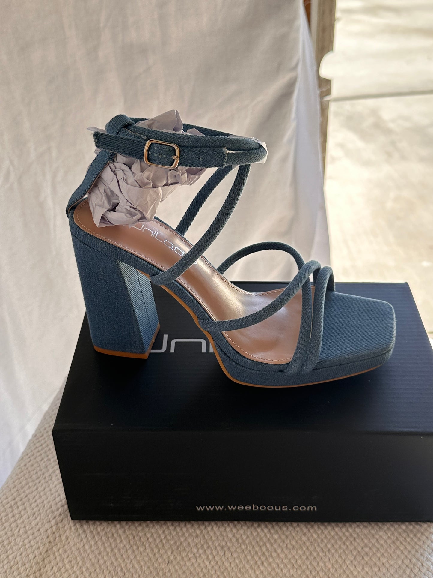 Women ankle buckled chunky heel dress