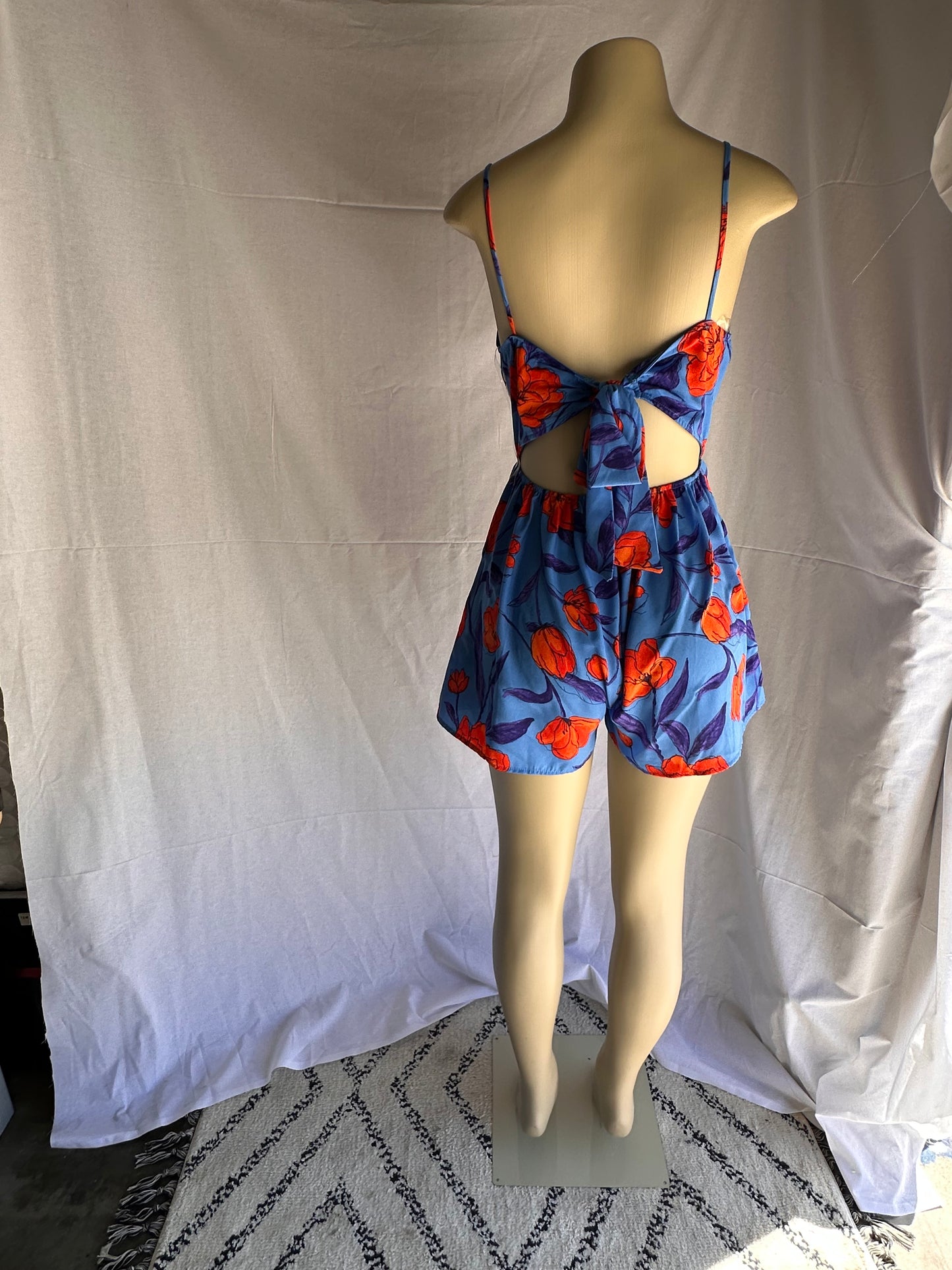 Floral printed relax fit back bow tie